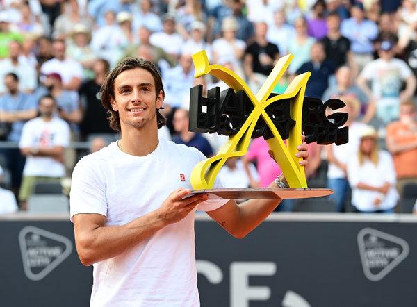 吸引更多的 吸引更多的