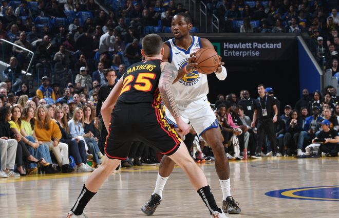 佩佩以其 佩佩以其